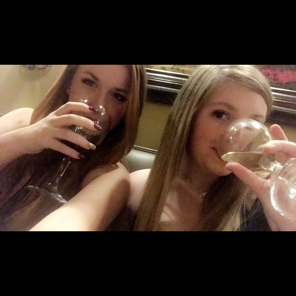 Hey, I’m Lindsay! - Picture 3 of 7